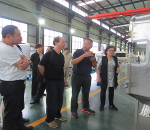 Professor liang ji of tsinghua university led a team of experts from guojie research institute to yichun wanshen for research