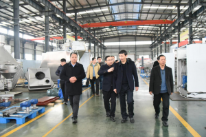 Deng jifang, member of the party group of jiangxi provincial department of science and technology and leader of discipline inspection, went to yichun wanshen to investigate and investigate the input of scientific and technological innovation research and 